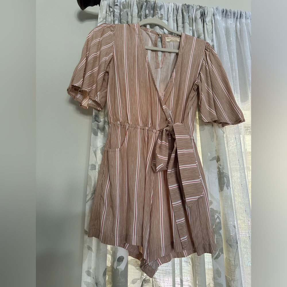 NWOT Anthropology Beach Gold Tan and Red Striped Romper Size Medium